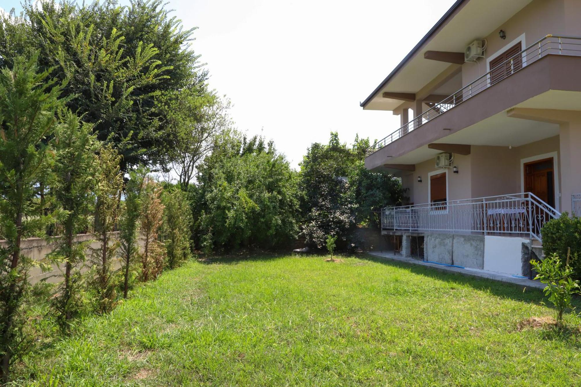 Villa Fjorentin Berat Eksteriør bilde